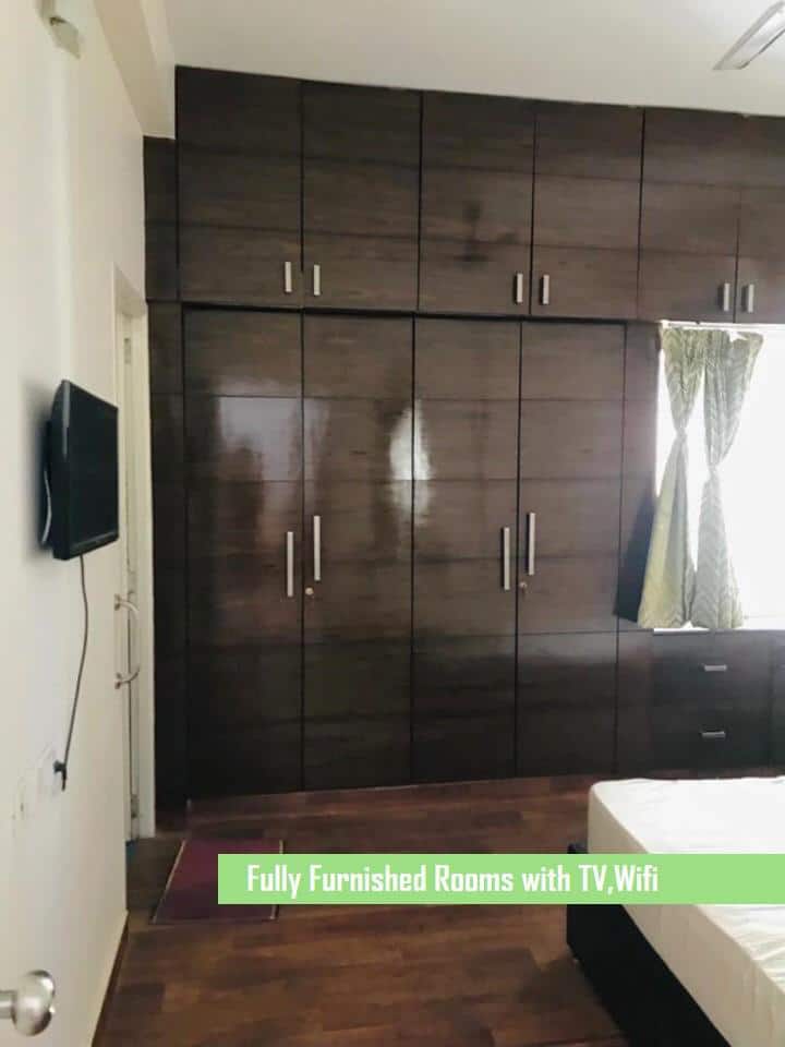 Fully Furnished Rooms with TV & WiFi